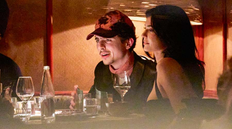 Kylie Jenner y Timothée Chalamet captados en una cena romántica en París
