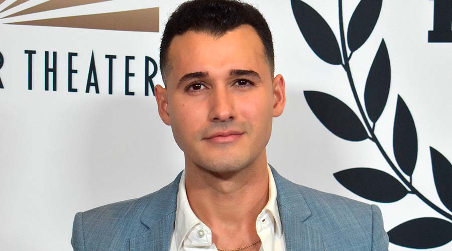 Carlo Arrechea conquista festivales internacionales con el aclamado cortometraje "The Cage We Choose"