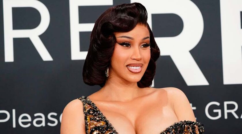 Cardi B reveló que reducirá el tamaño de sus implantes de glúteo
